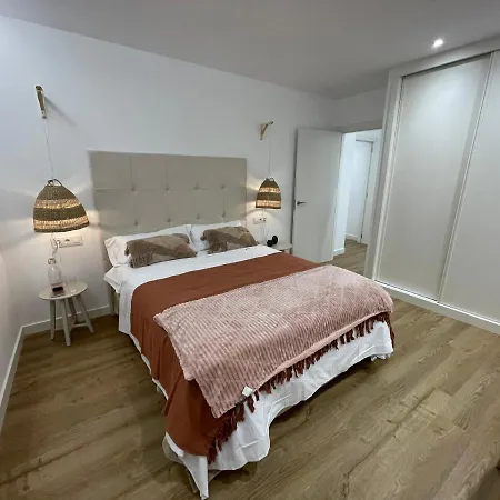 דירה Oktheway Real Historic Center א-קורוניה